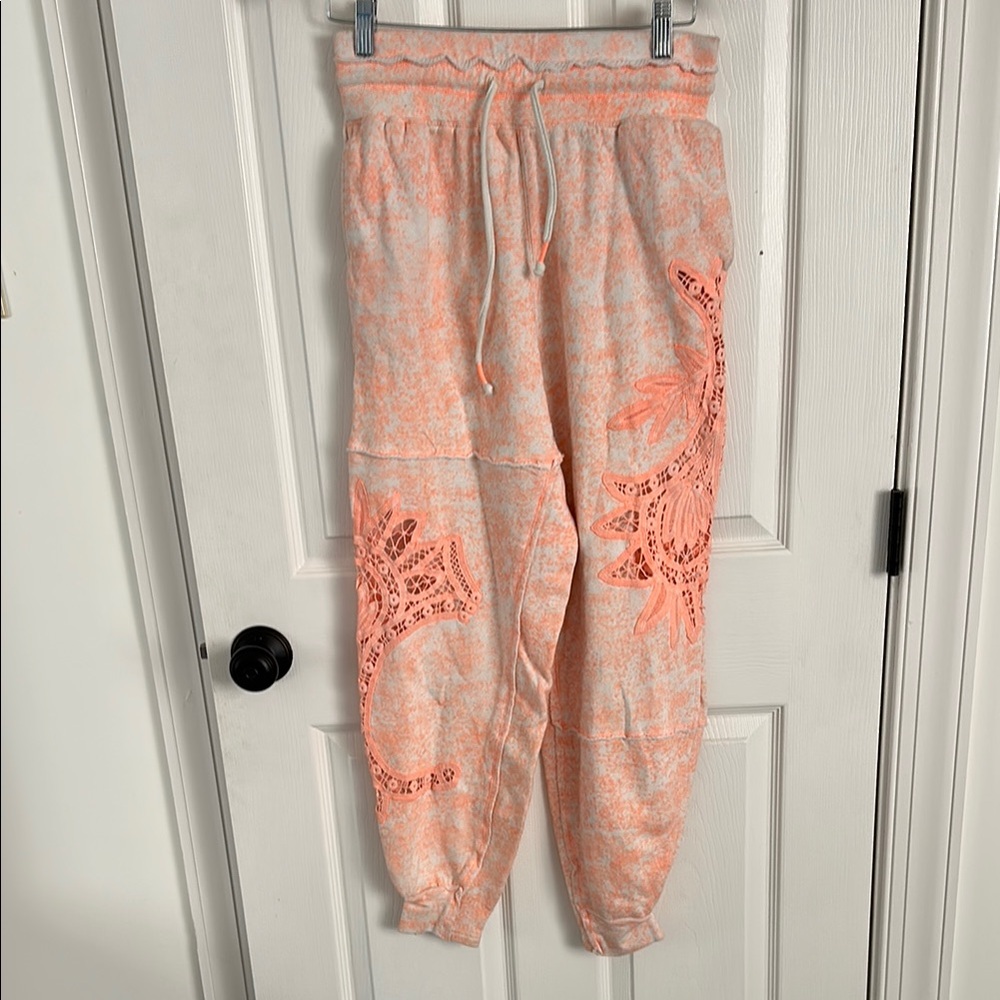 fp Movement Orange and White Sweats with crochet pattern on legs XS